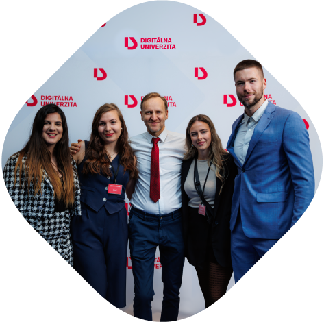 Naším poslaním je vzdelávať a pomáhať